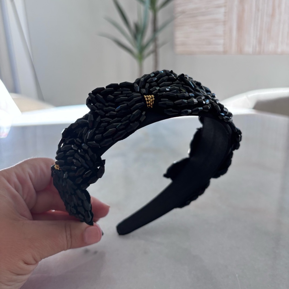 White House Black Market Black and Gold Beaded Headband
